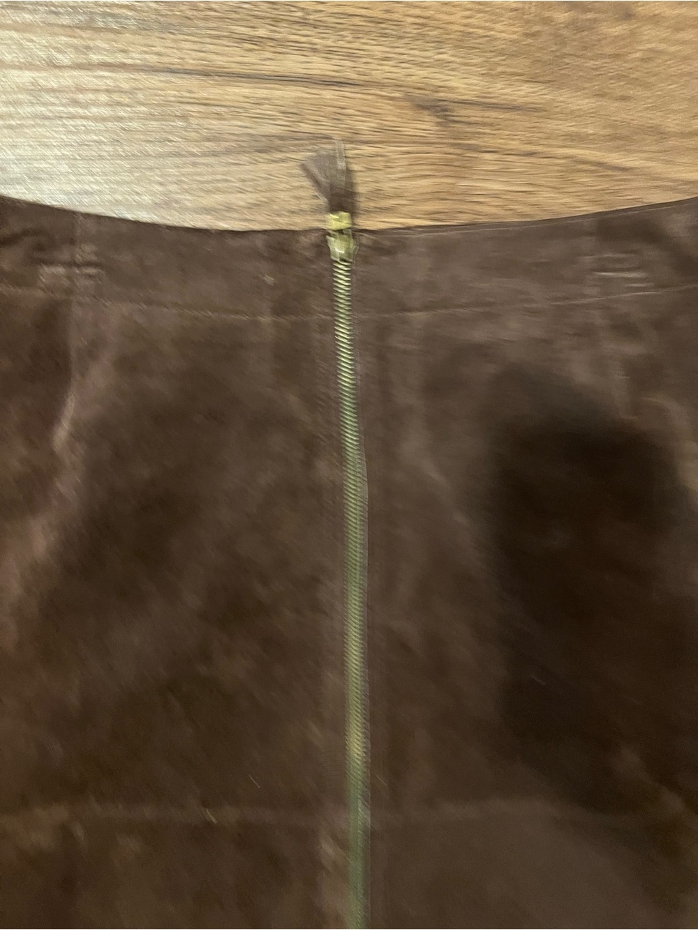 Women’s Y2K patch Brown Suede Front-Zip Skirt - Picture 3 of 5